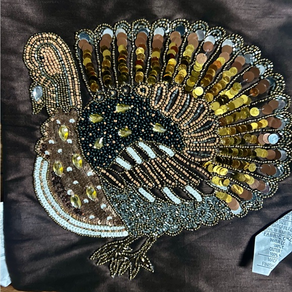 Pier One (Newport) • Turkey Time • 4 Pillow Cases • Brown/Gold • Sequins/ Beaded - Picture 15 of 16